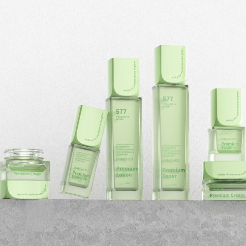 Alternative view of New square glass bottle set; cosmetics container; glass toner bottle; cream bottle.